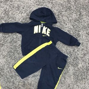 Nike sweat suit